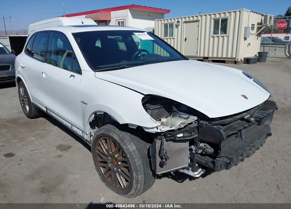 2017 PORSCHE CAYENNE E-HYBRID S PLATINUM EDITION VIN: WP1AE2A25HLA74766