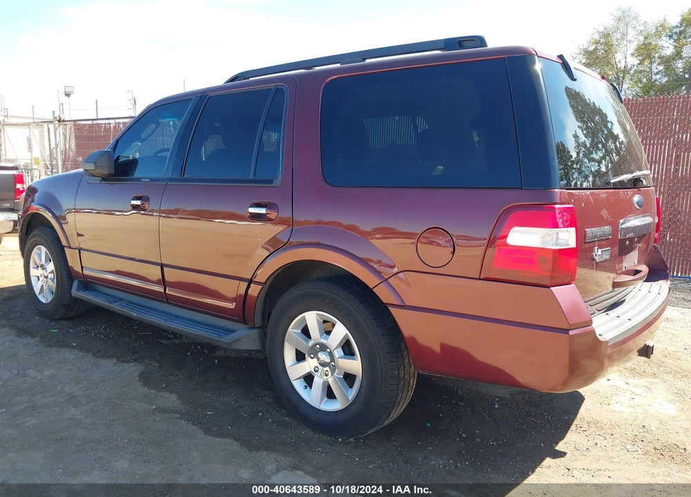 2010 FORD EXPEDITION XLT VIN: 1FMJU1F52AEB47504