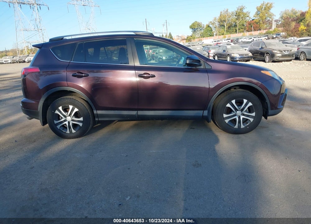 2017 TOYOTA RAV4 VIN: 2T3BFREV6HW553887