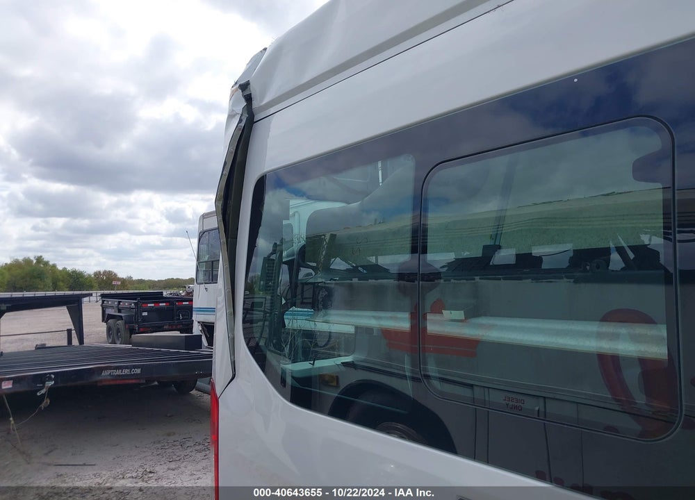 2018 FORD TRANSIT-350 XL VIN: 1FBVU4XG4JKB28837