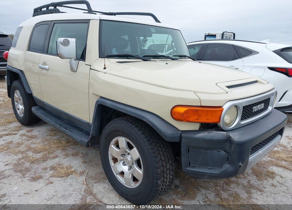 2008 TOYOTA FJ CRUISER VIN: JTEBU11F78K053098