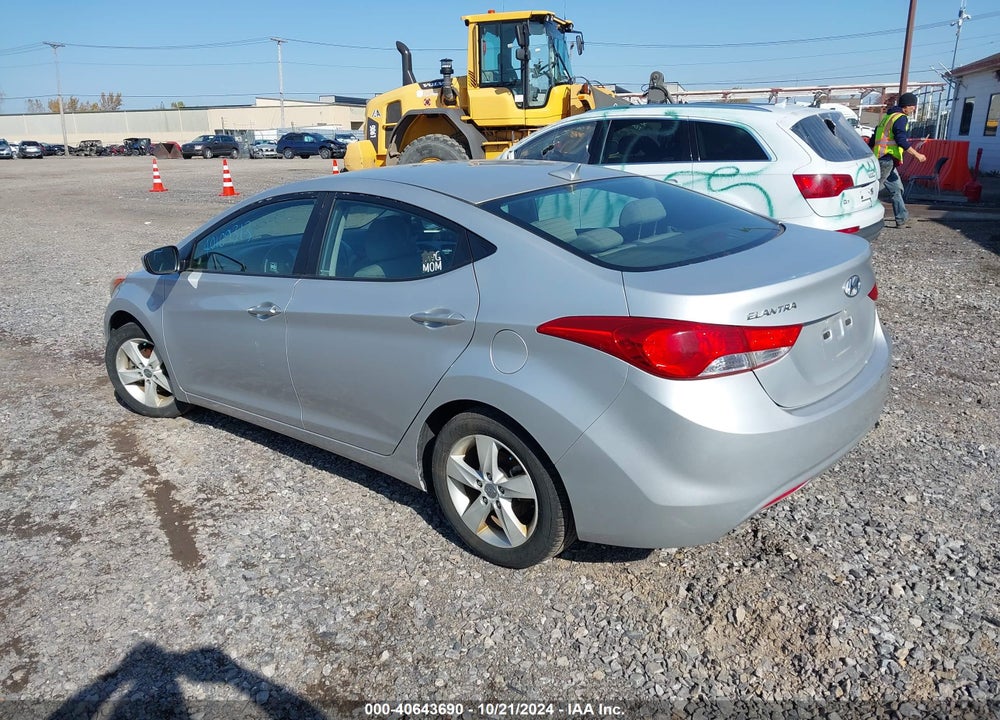 2013 HYUNDAI ELANTRA GLS VIN: KMHDH4AE5DU795567