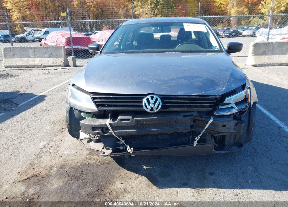 2014 VOLKSWAGEN JETTA 2.0L S VIN: 3VW1K7AJ3EM372920