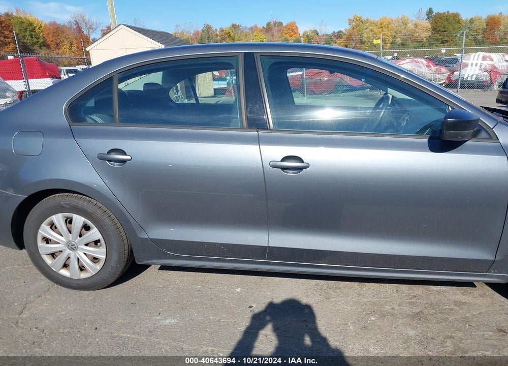 2014 VOLKSWAGEN JETTA 2.0L S VIN: 3VW1K7AJ3EM372920