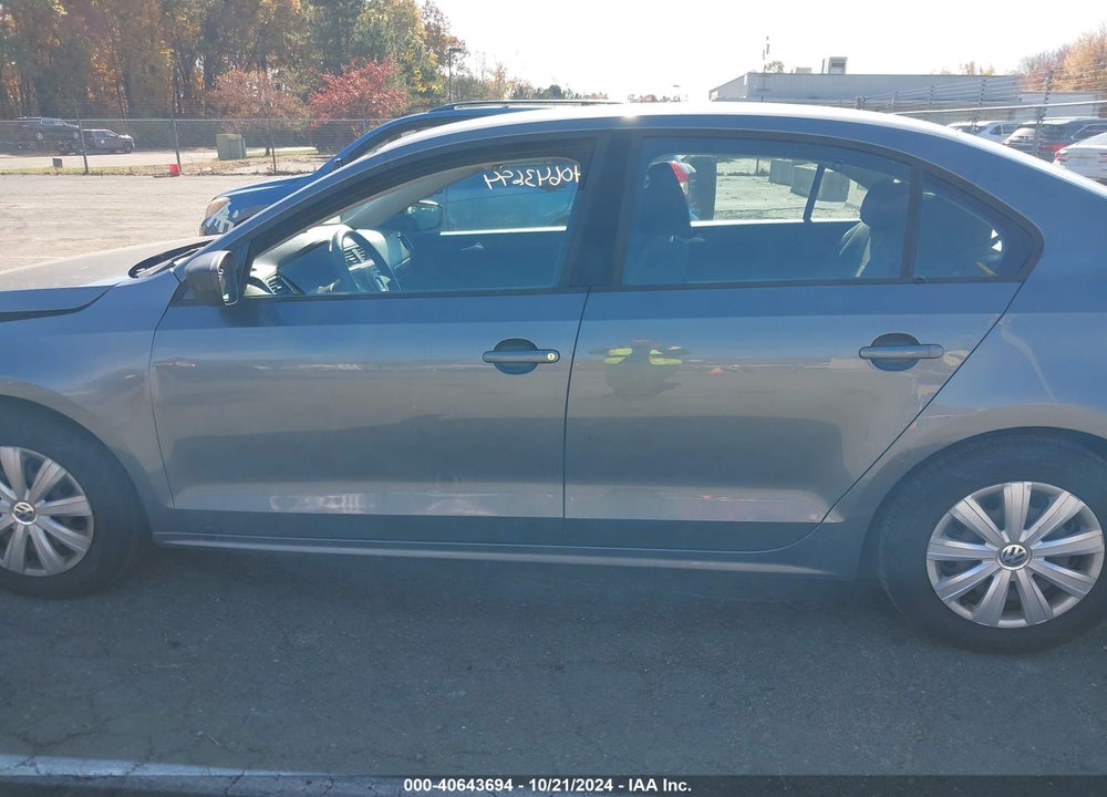 2014 VOLKSWAGEN JETTA 2.0L S VIN: 3VW1K7AJ3EM372920