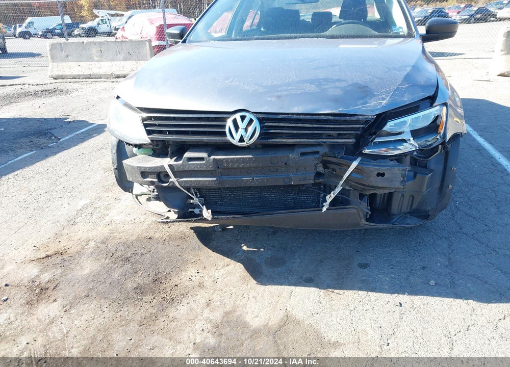 2014 VOLKSWAGEN JETTA 2.0L S VIN: 3VW1K7AJ3EM372920