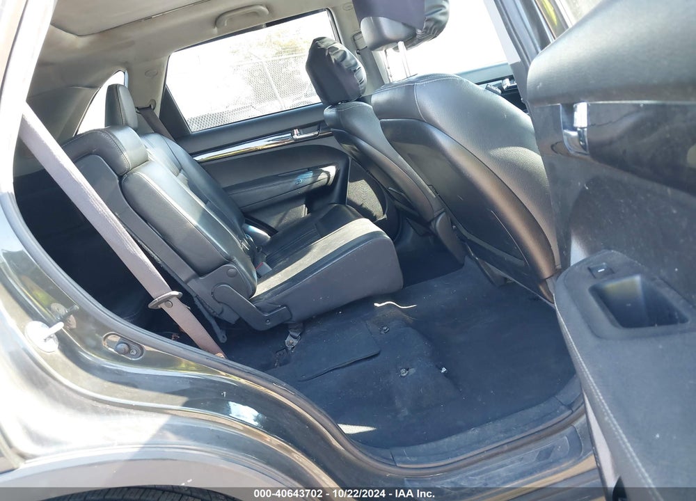 2012 KIA SORENTO EX V6 VIN: 5XYKUDA20CG301189