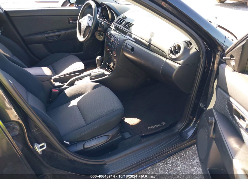 2008 MAZDA 3 VIN: JM1BK12F281174460