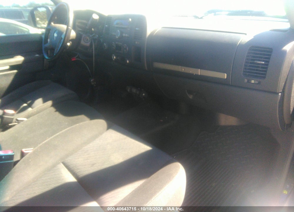 2012 CHEVROLET SILVERADO 1500 LT VIN: 3GCPKSE75CG173894