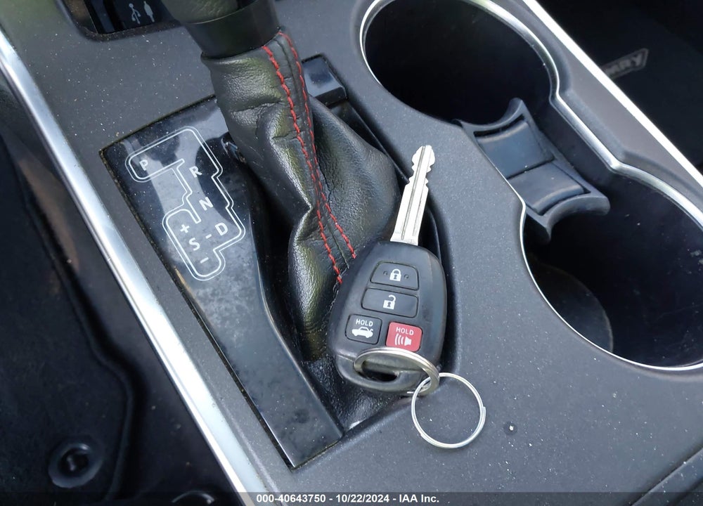 2016 TOYOTA CAMRY SE VIN: 4T1BF1FK4GU598890