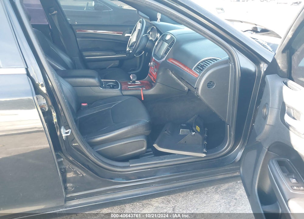 2013 CHRYSLER 300 VIN: 2C3CCAAG7DH658877