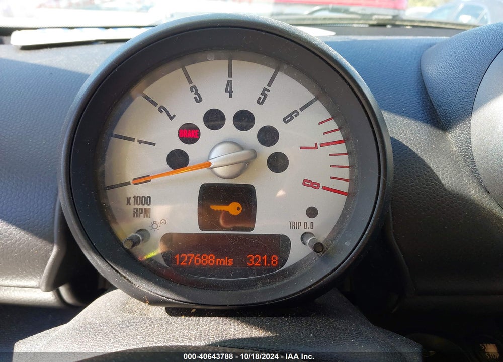 2011 MINI COOPER COUNTRYMAN VIN: WMWZB3C51BWM29400