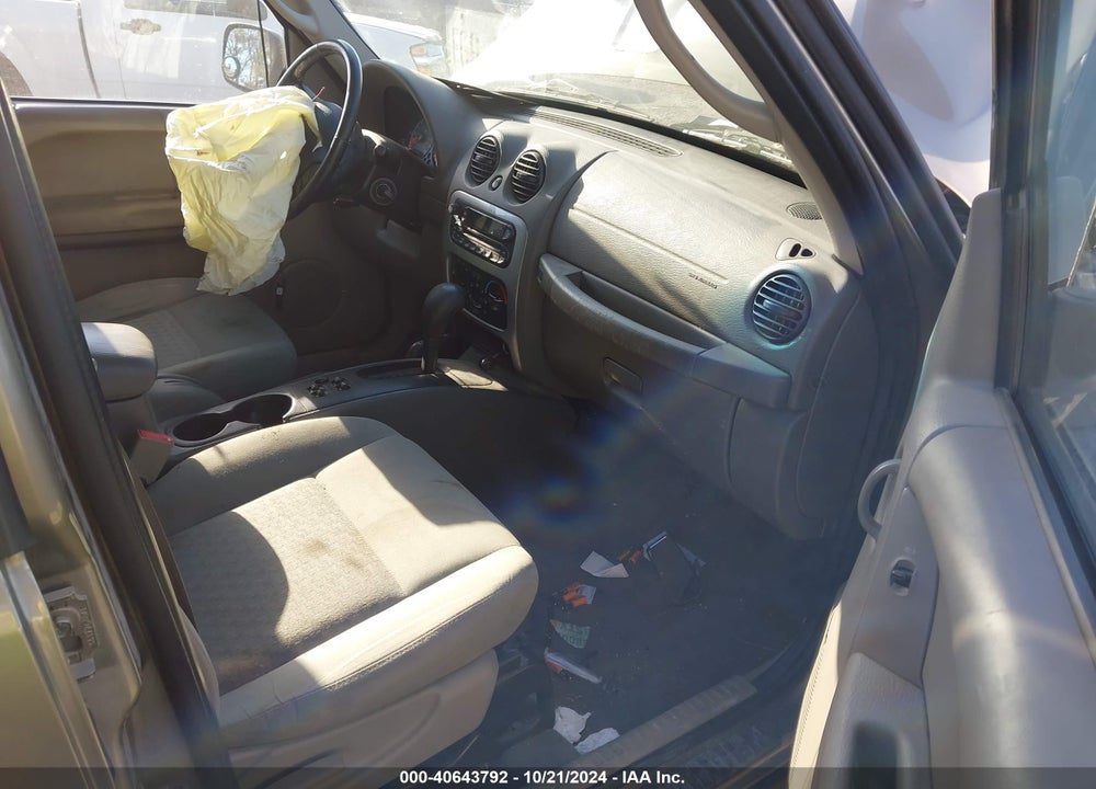 2006 JEEP LIBERTY SPORT VIN: 1J4GL48K96W211684