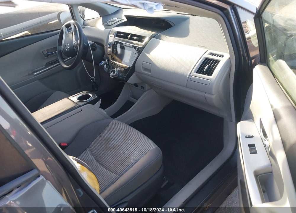 2015 TOYOTA PRIUS V TWO VIN: JTDZN3EU7FJ034803