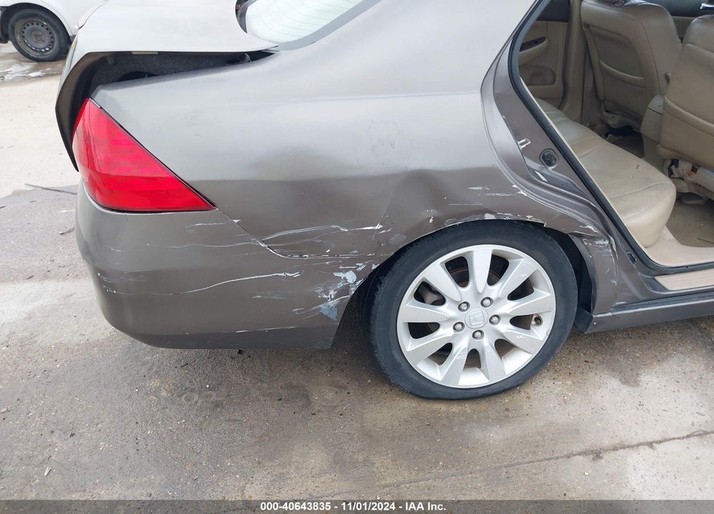 2006 HONDA ACCORD 3.0 EX VIN: 1HGCM66506A075325