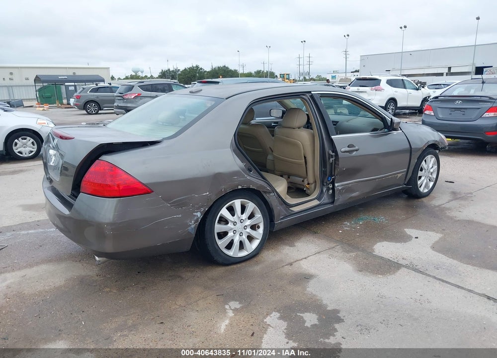 2006 HONDA ACCORD 3.0 EX VIN: 1HGCM66506A075325