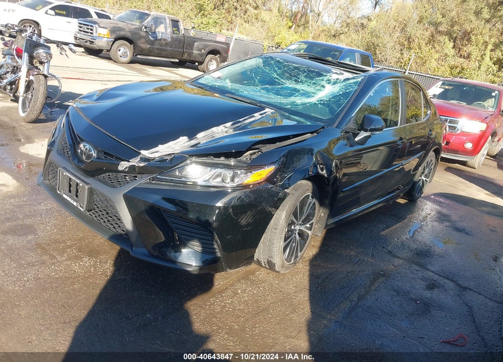 2019 TOYOTA CAMRY SE VIN: 4T1B11HK2KU182258