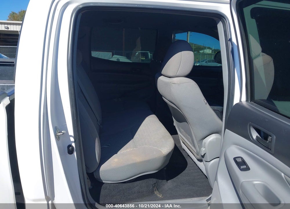 2014 TOYOTA TACOMA BASE V6 VIN: 3TMLU4EN0EM148683