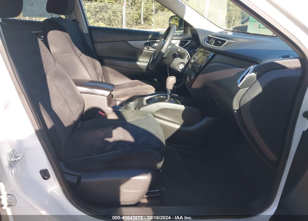 2015 NISSAN ROGUE S VIN: 5N1AT2MV1FC857265