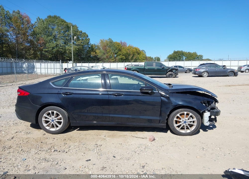 2019 FORD FUSION SE VIN: 3FA6P0HD8KR279879