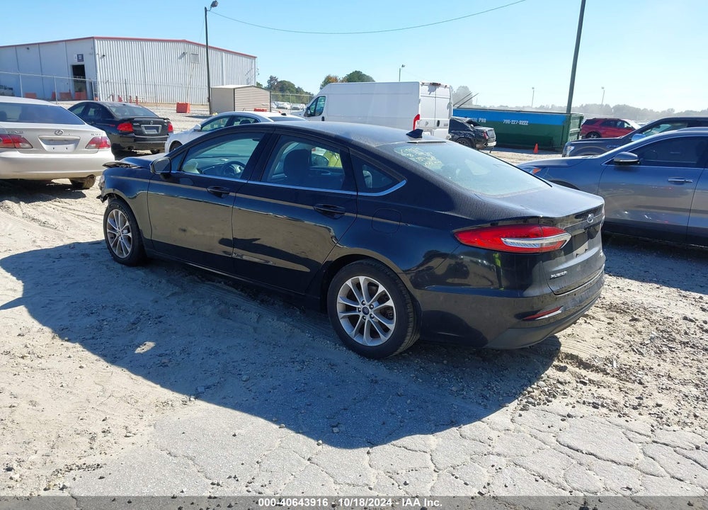 2019 FORD FUSION SE VIN: 3FA6P0HD8KR279879