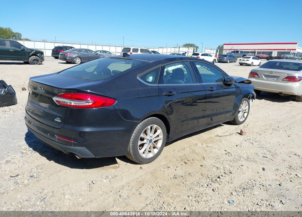 2019 FORD FUSION SE VIN: 3FA6P0HD8KR279879