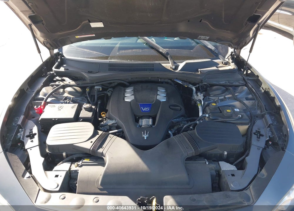 2016 MASERATI GHIBLI VIN: ZAM57XSA2G1175642