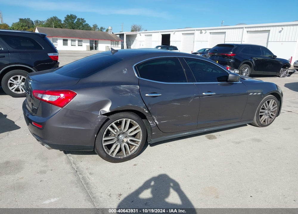 2016 MASERATI GHIBLI VIN: ZAM57XSA2G1175642