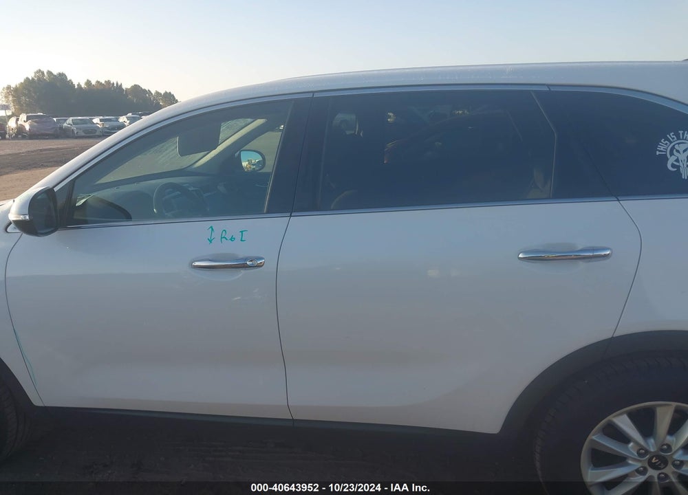 2020 KIA SORENTO 3.3L LX VIN: 5XYPG4A53LG624692