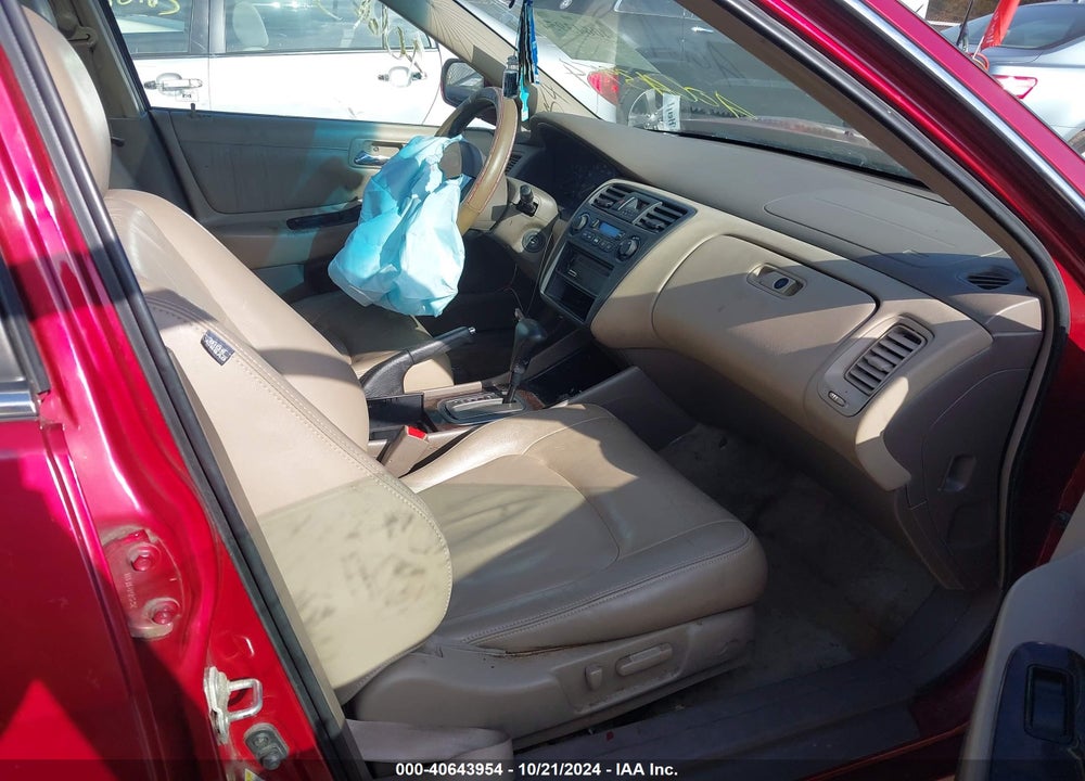 2002 HONDA ACCORD 3.0 EX VIN: 1HGCG16572A039751