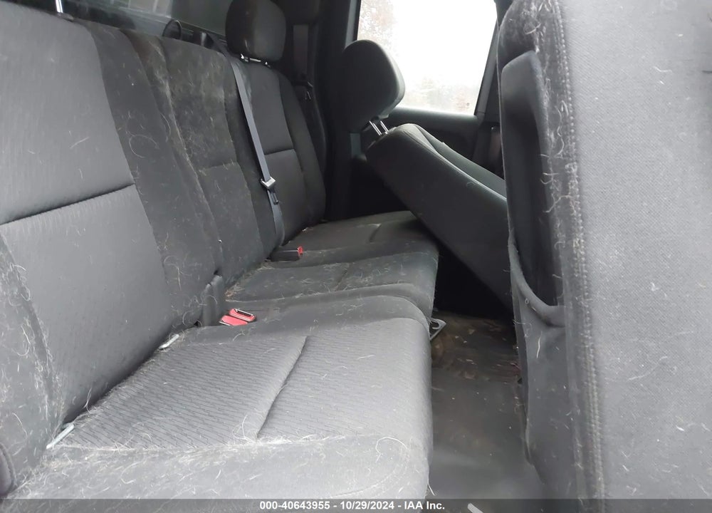 2011 GMC SIERRA 1500 SLE VIN: 1GTR2VE38BZ196317