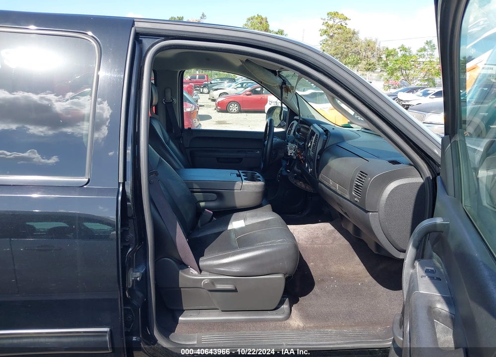 2011 GMC SIERRA 1500 SLE VIN: 3GTP2VE34BG335978