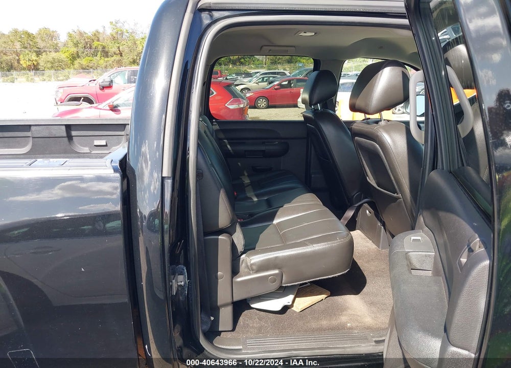 2011 GMC SIERRA 1500 SLE VIN: 3GTP2VE34BG335978