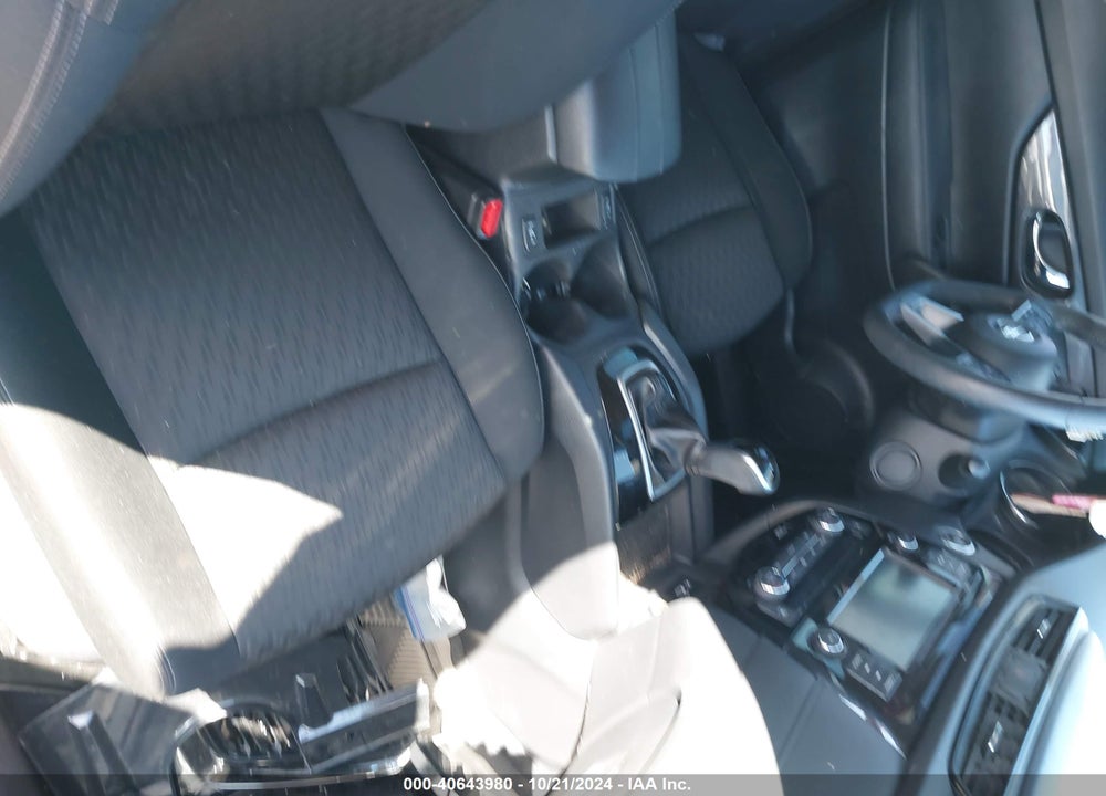 2019 NISSAN ROGUE SV VIN: KNMAT2MT8KP538998
