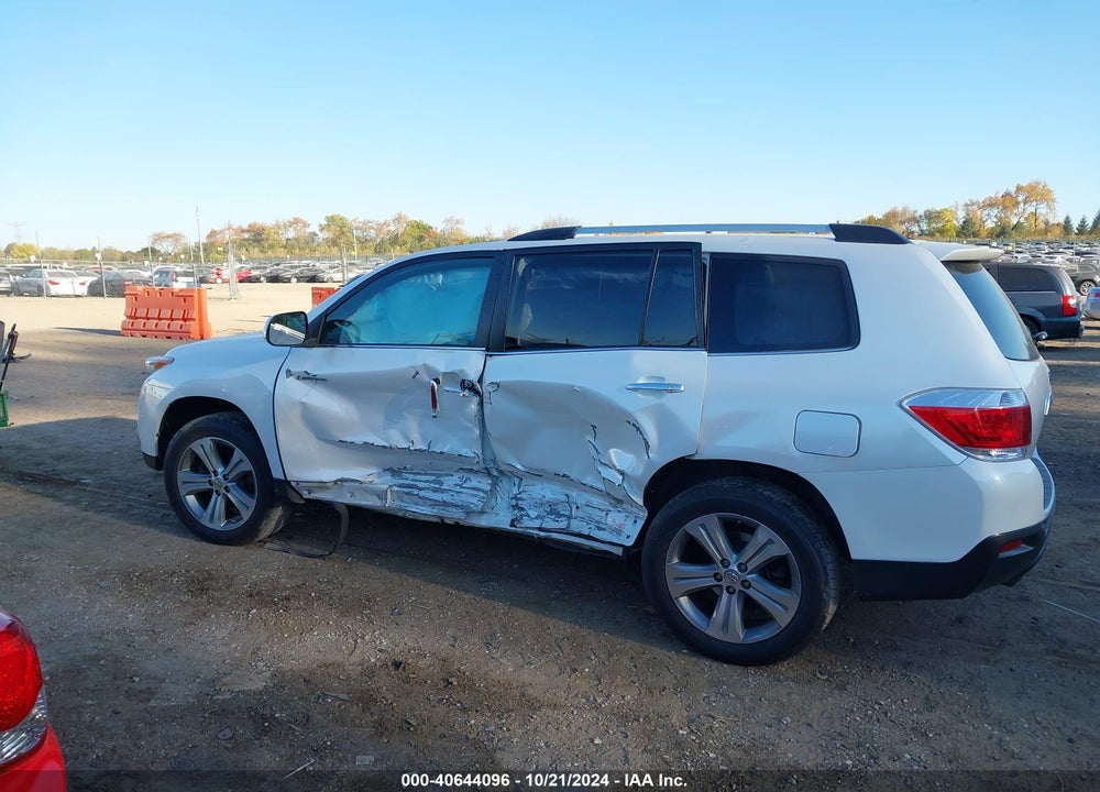 2013 TOYOTA HIGHLANDER LIMITED V6 VIN: 5TDDK3EH2DS209318