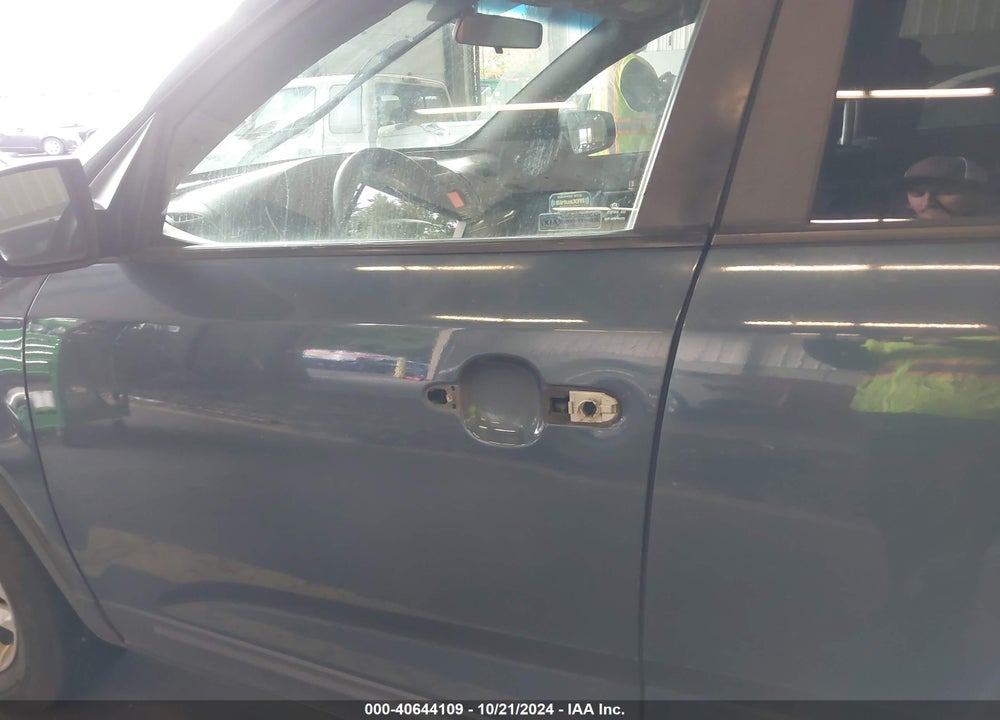 2015 KIA SORENTO LX VIN: 5XYKT3A6XFG597407