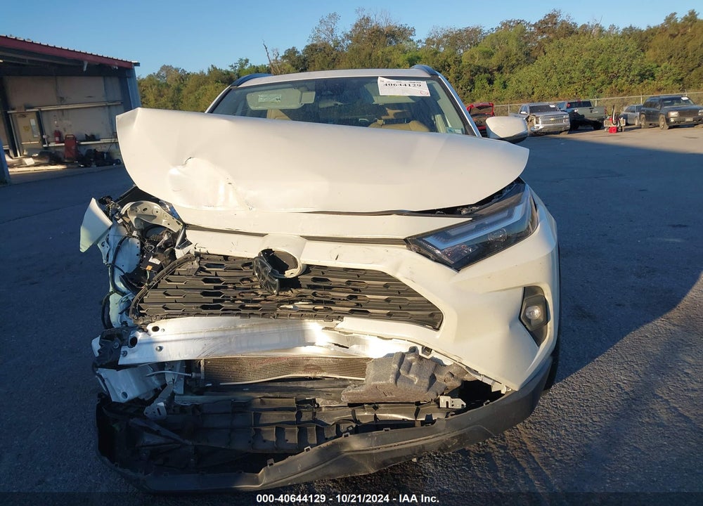 2022 TOYOTA RAV4 XLE PREMIUM VIN: 2T3C1RFV7NW211104