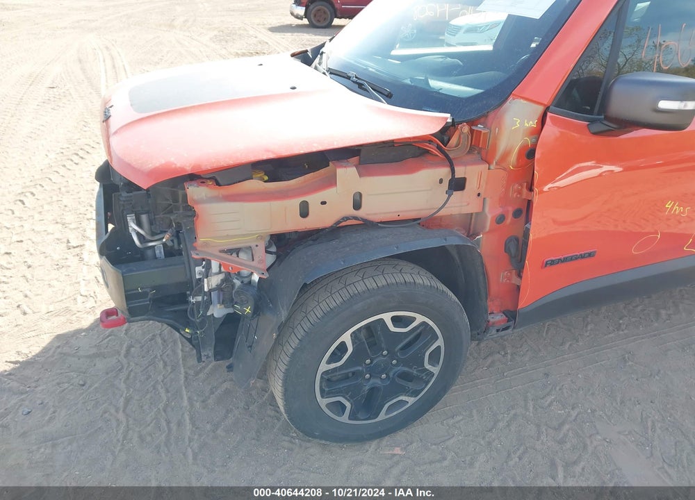 2016 JEEP RENEGADE TRAILHAWK VIN: ZACCJBCT8GPD70712