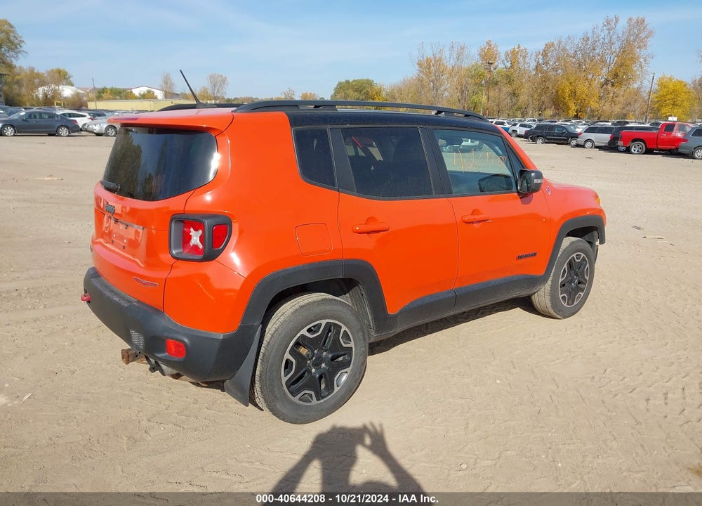 2016 JEEP RENEGADE TRAILHAWK VIN: ZACCJBCT8GPD70712