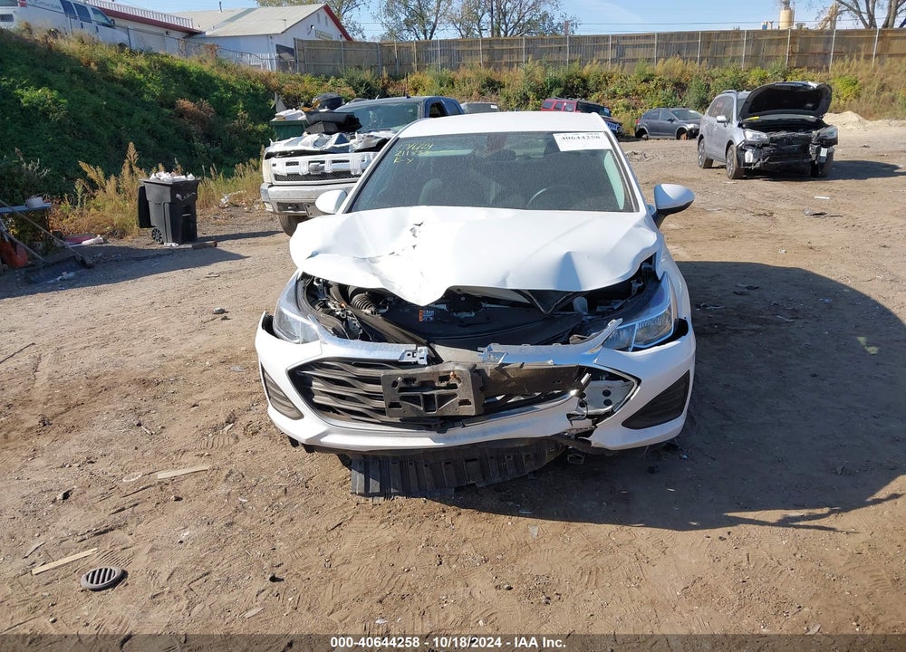 2019 CHEVROLET CRUZE LS VIN: 3G1BC6SM5KS604652