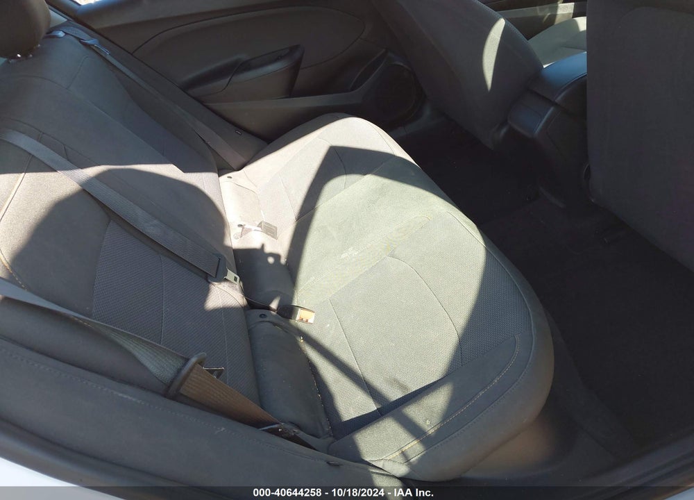 2019 CHEVROLET CRUZE LS VIN: 3G1BC6SM5KS604652