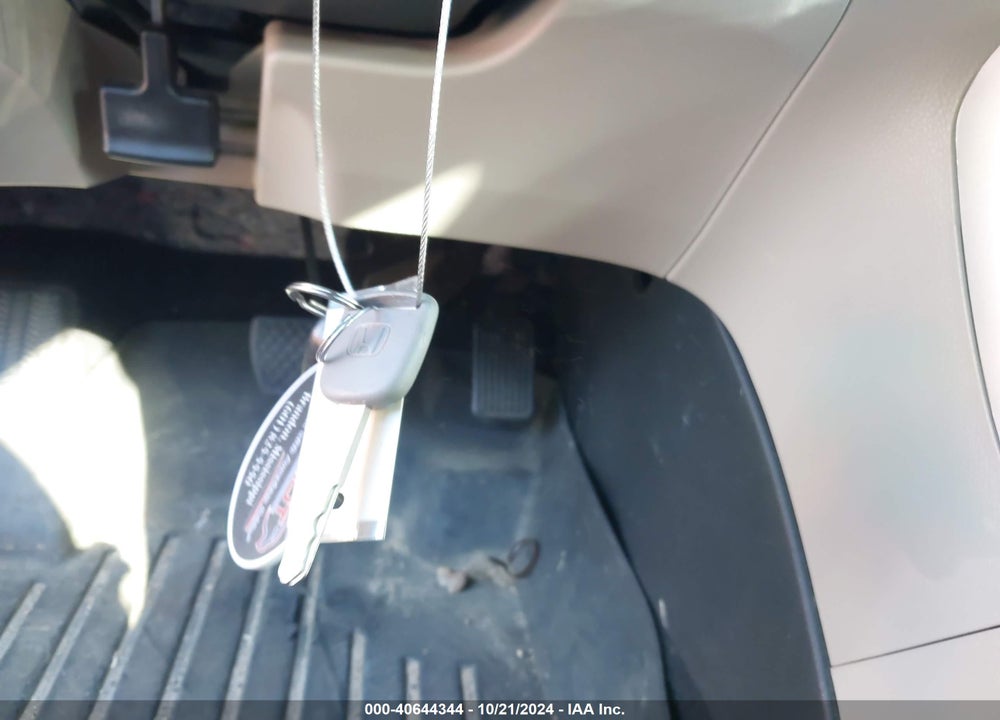 2017 HONDA ACCORD LX VIN: 1HGCR2F3XHA275768