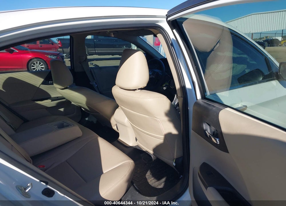 2017 HONDA ACCORD LX VIN: 1HGCR2F3XHA275768