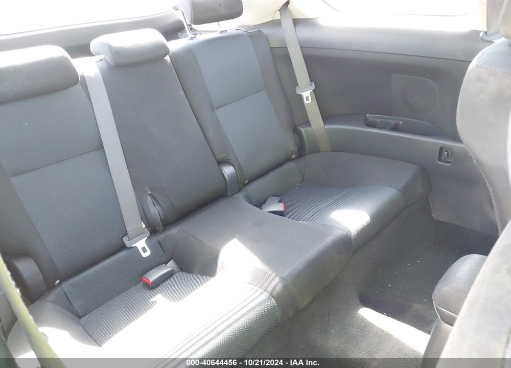2010 SCION TC TC VIN: JTKDE3B77A0311188