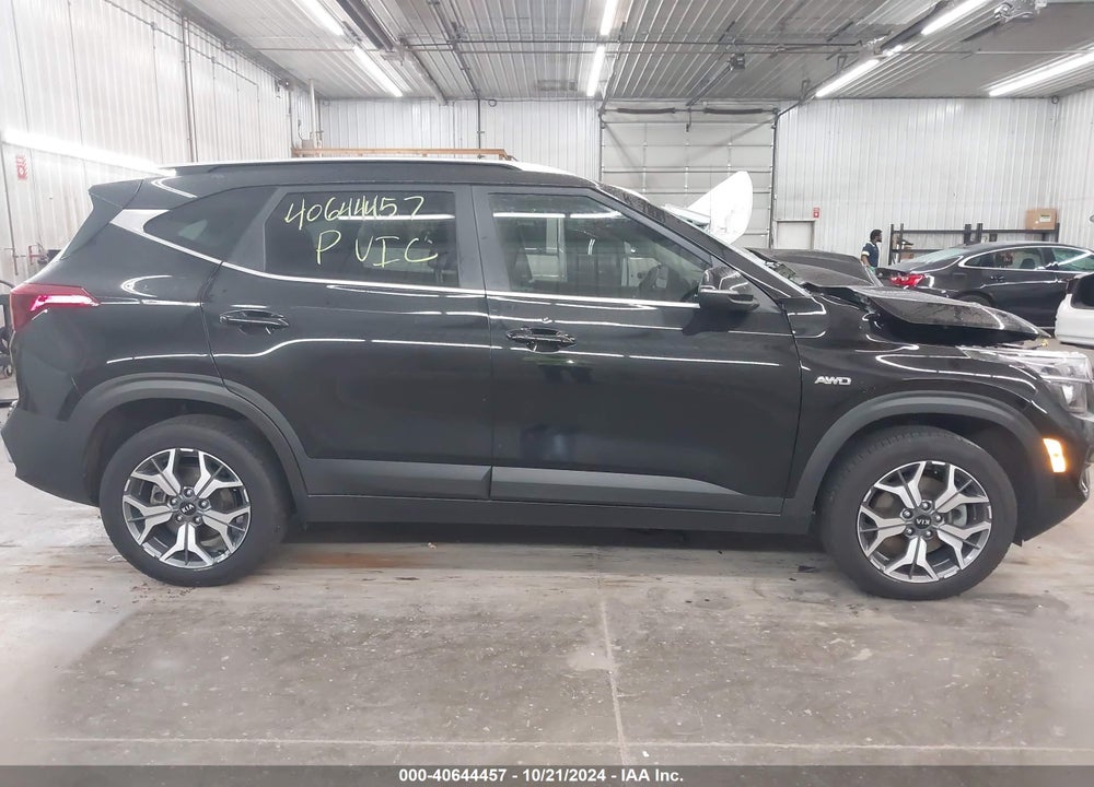 2021 KIA SELTOS EX VIN: KNDERCAA7M7163259