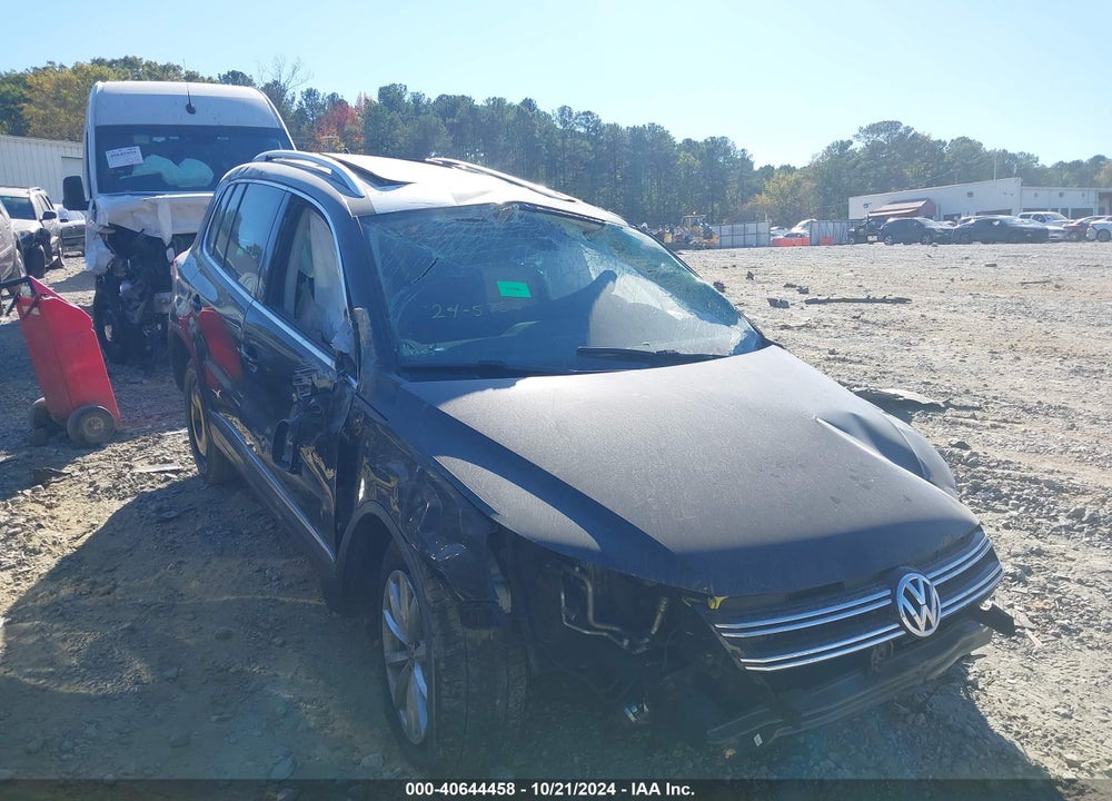 2017 VOLKSWAGEN TIGUAN 2.0T WOLFSBURG EDITION VIN: WVGRV7AX3HW502311