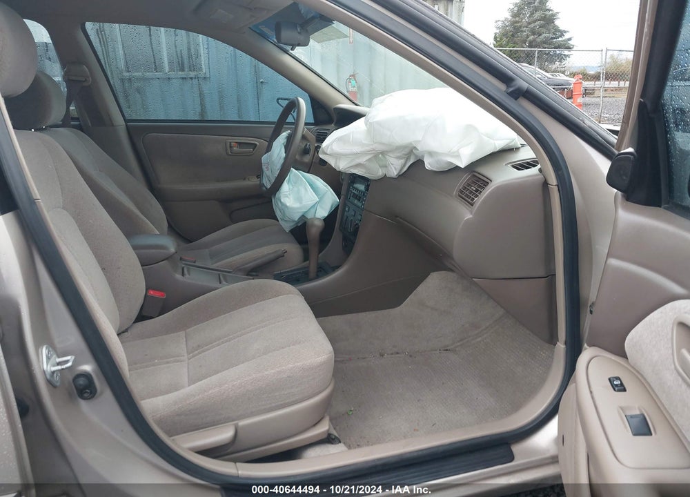 2001 TOYOTA CAMRY LE V6 VIN: 4T1BF22K91U969366