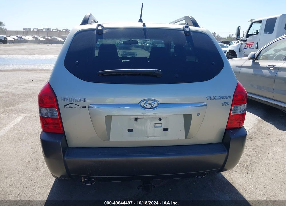 2008 HYUNDAI TUCSON VIN: KM8JM12D48U792149