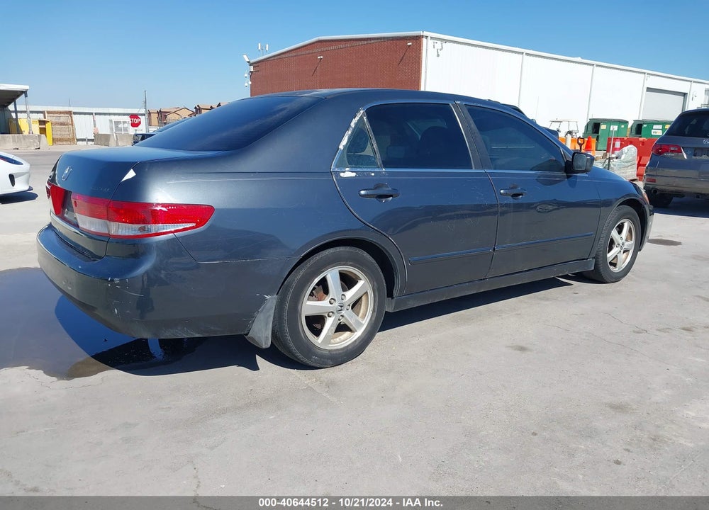 2003 HONDA ACCORD 2.4 EX VIN: JHMCM56723C069812