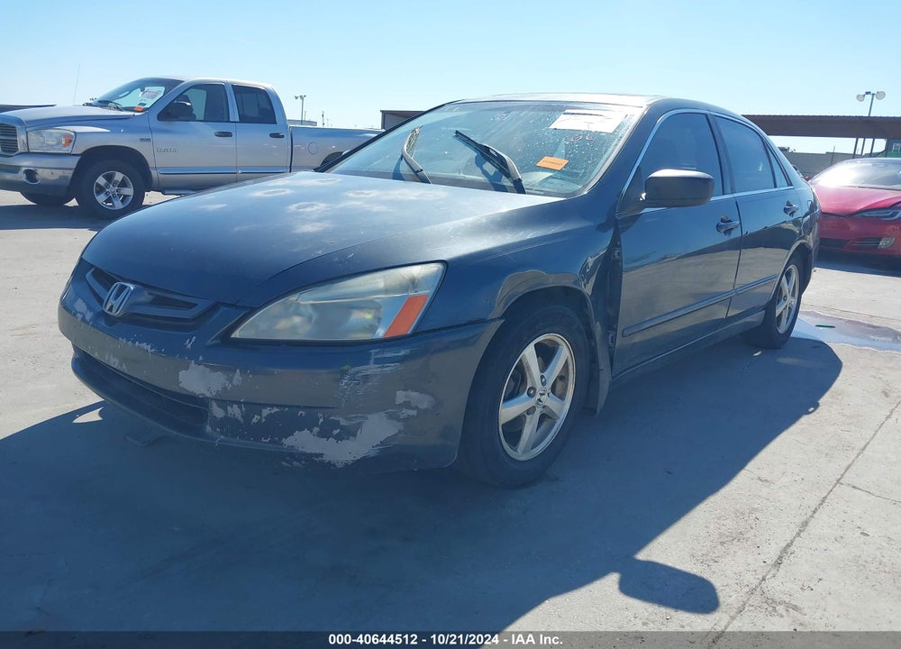 2003 HONDA ACCORD 2.4 EX VIN: JHMCM56723C069812